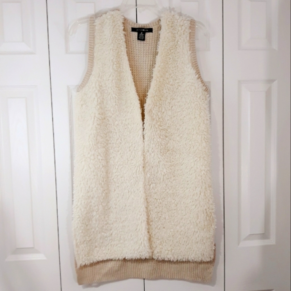 89TH & Madison Faux Fur Fuzzy Long Vest Dust Cardigan Ivory Beige High Low M